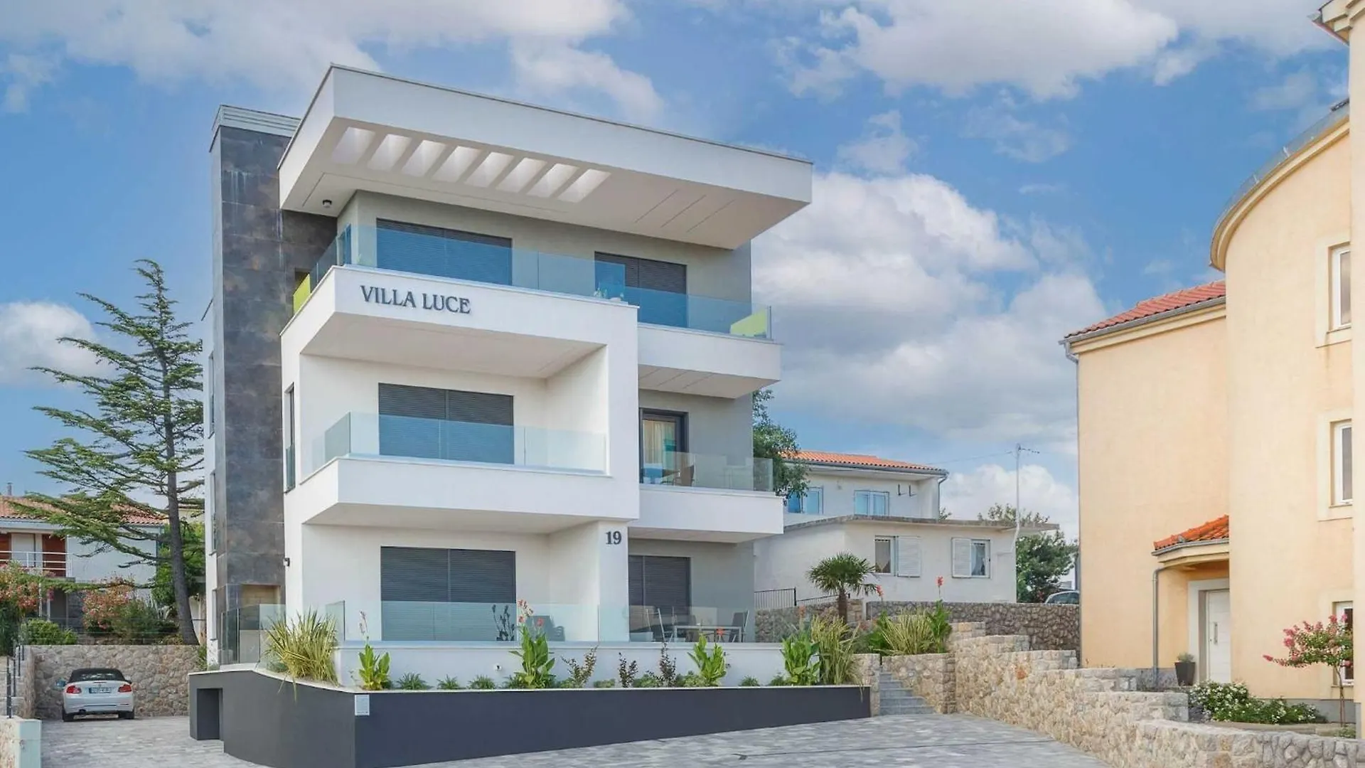 Luxury Beachfront Krk Apartments With Terrace - Studio Apartment With Terrace Krk Town 0*,  Croatia