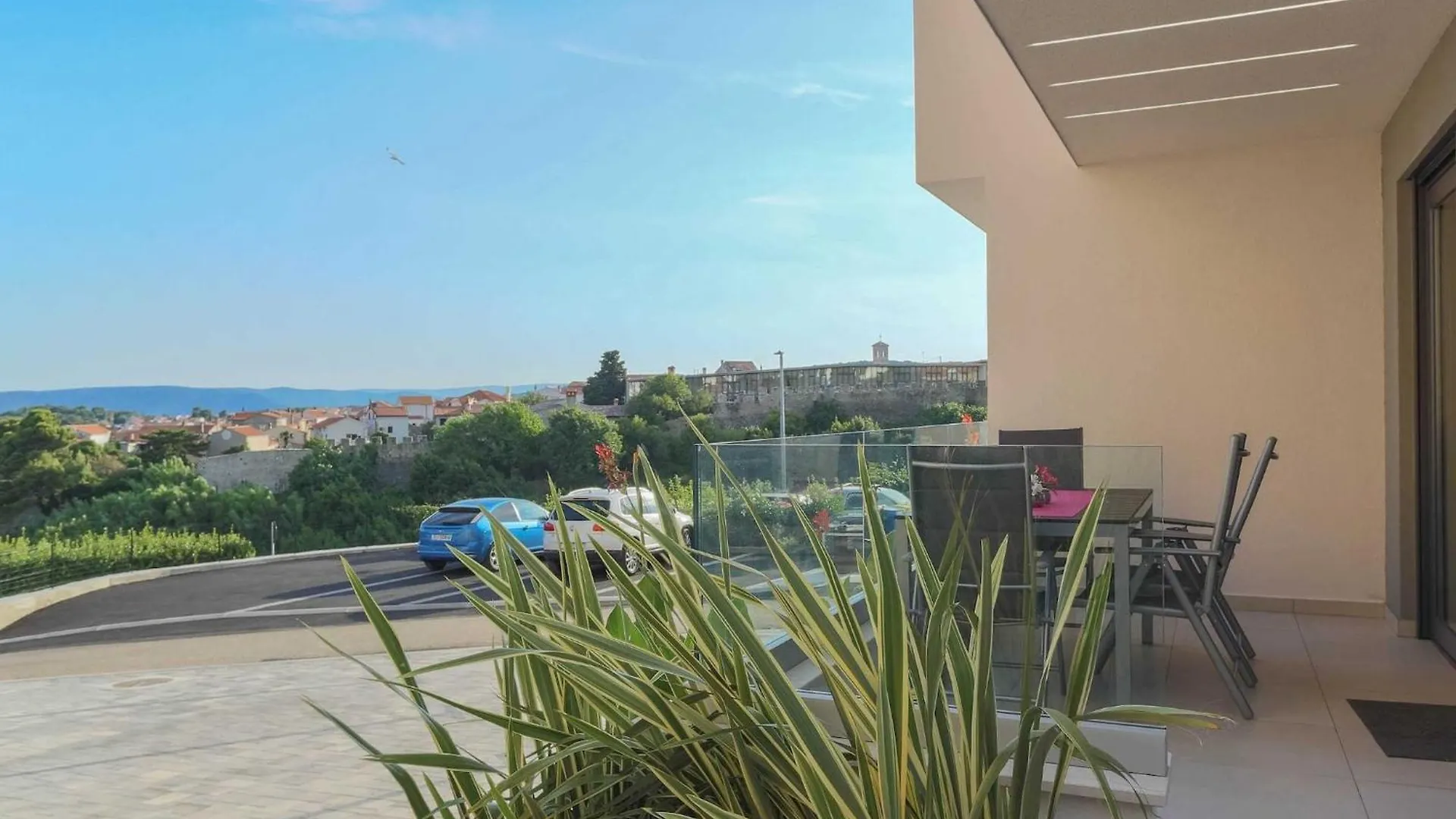 Luxury Beachfront Krk Apartments With Terrace - Studio Apartment With Terrace Krk Town