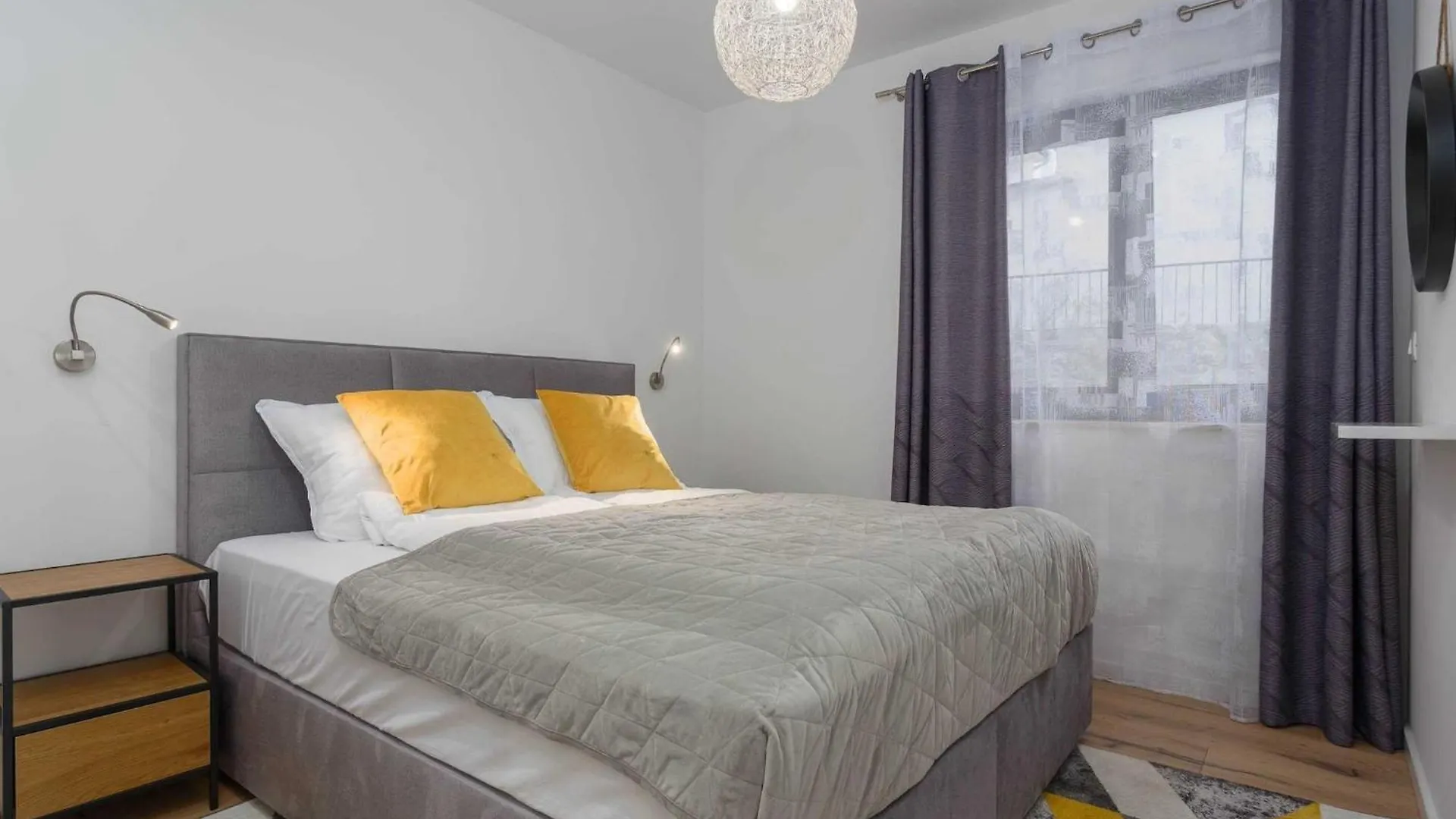 Luxury Beachfront Krk Apartments With Terrace - Studio Apartment With Terrace Krk Town